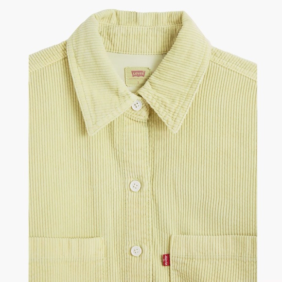 Levi’s relaxed fit button up (Multiple sizes) - Picture 7 of 16